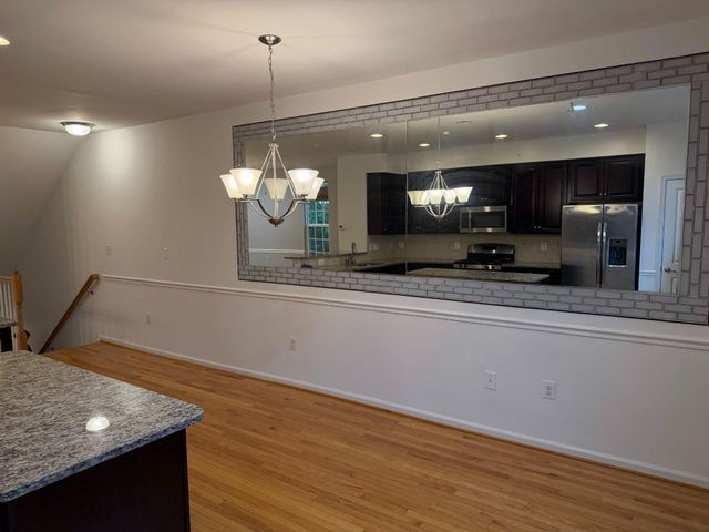 14600 FEATHERSTONE GATE DR, Woodbridge, VA 22191