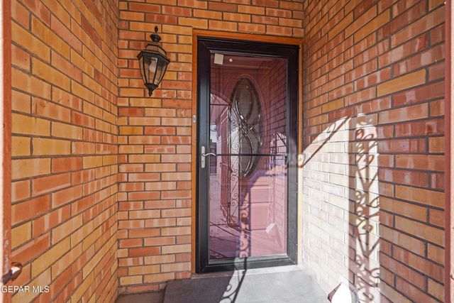 9849 MINUTEMAN Street, El Paso, TX 79924