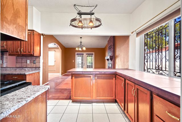 9849 MINUTEMAN Street, El Paso, TX 79924