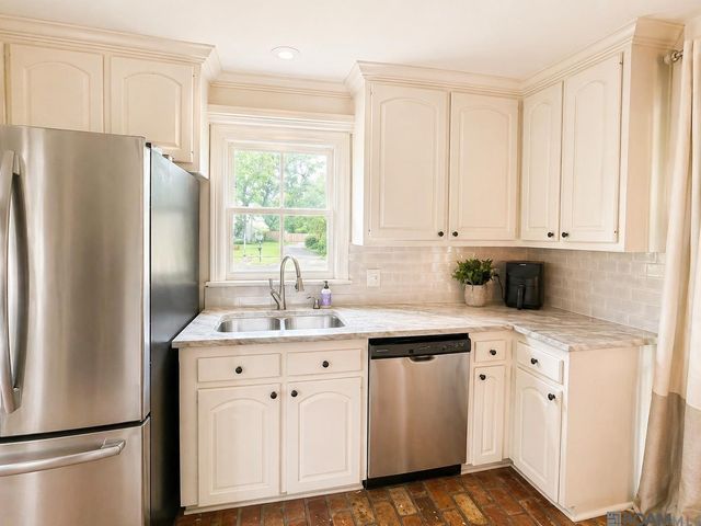 2602 Tall Timbers Rd, Baton Rouge, LA 70816