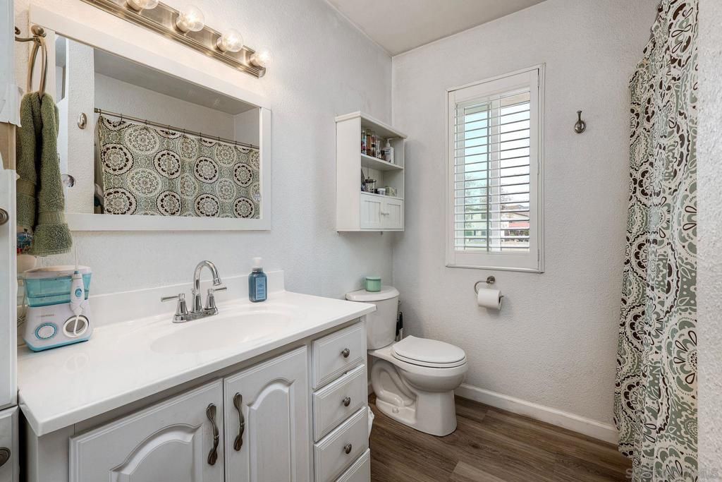 Image 19 of property listing at 10029 Santana Ranch Lane, Santee, CA 92071