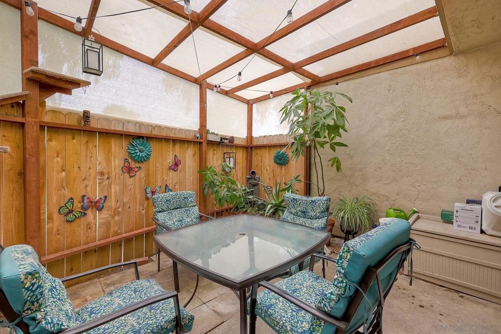 Image 27 of property listing at 10029 Santana Ranch Lane, Santee, CA 92071