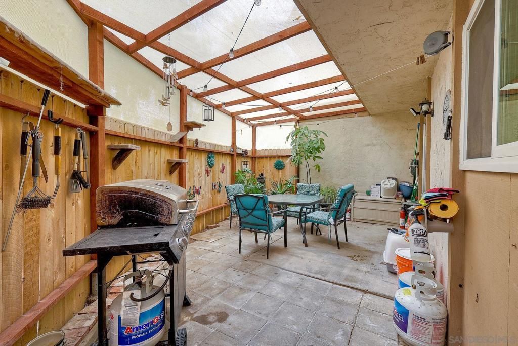 Image 28 of property listing at 10029 Santana Ranch Lane, Santee, CA 92071