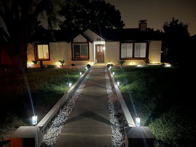 1015 E Peters Colony Road, Carrollton, TX 75007