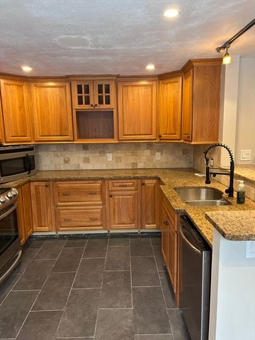 369 Berlin Rd, Marlborough, MA 01752