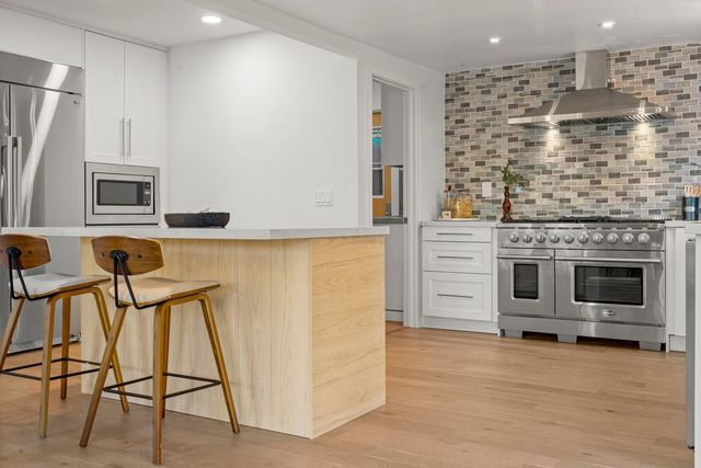 52 Jackson Street, Los Gatos, CA 95030