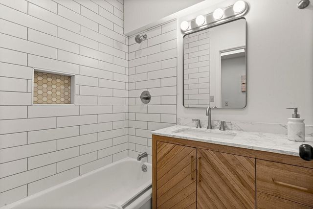 52 Jackson Street, Los Gatos, CA 95030