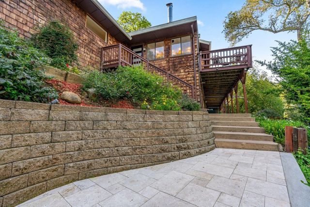 52 Jackson Street, Los Gatos, CA 95030