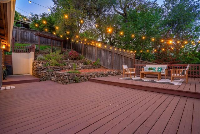 52 Jackson Street, Los Gatos, CA 95030