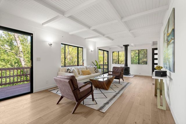 52 Jackson Street, Los Gatos, CA 95030