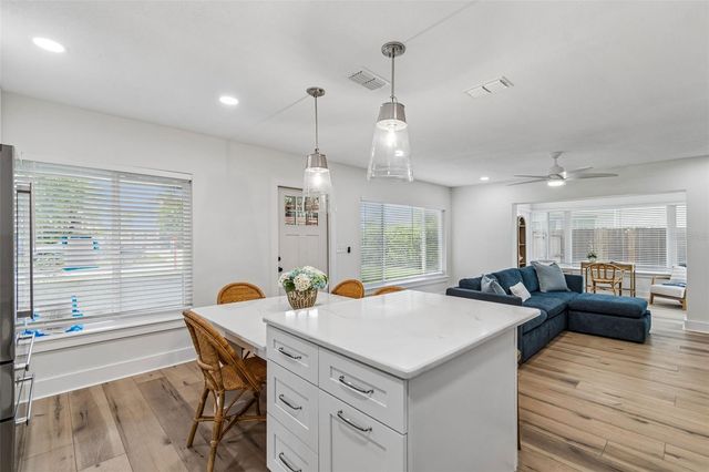 403 DRIFTWOOD DRIVE W, Palm Harbor, FL 34683