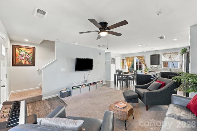 2438 Thorn Spring Lane SE, Concord, NC 28025