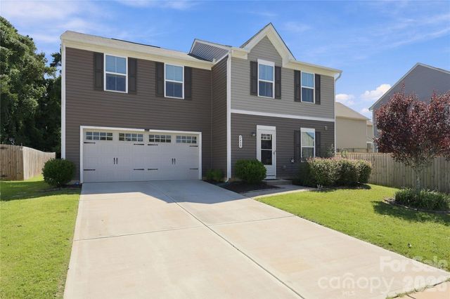 2438 Thorn Spring Lane SE, Concord, NC 28025