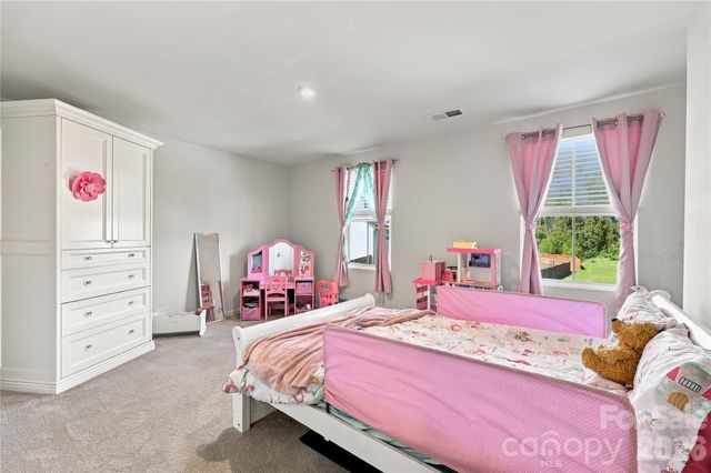 2438 Thorn Spring Lane SE, Concord, NC 28025