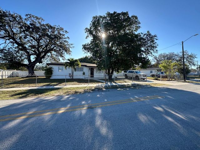 17351 NW 29th Ave, Miami Gardens, FL 33056