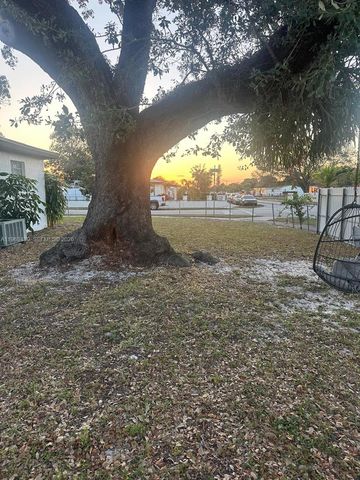 17351 NW 29th Ave, Miami Gardens, FL 33056