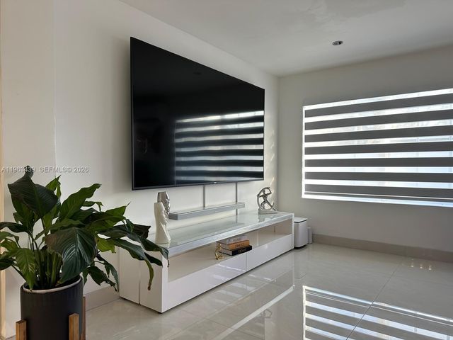 17351 NW 29th Ave, Miami Gardens, FL 33056