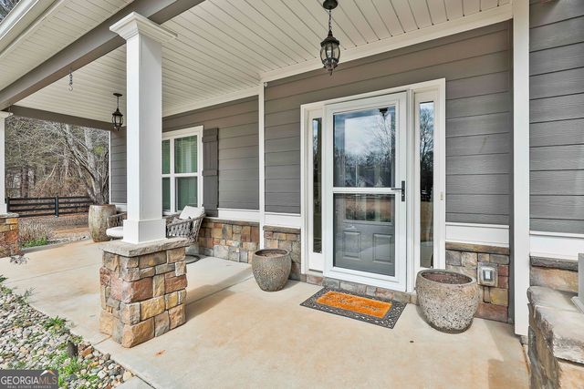 1907 Standing Rock Road, Senoia, GA 30276