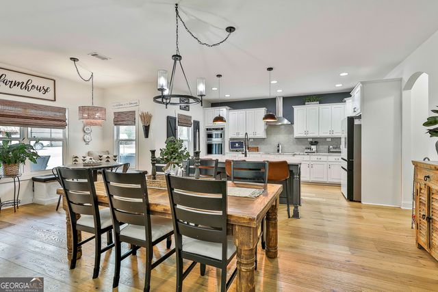 1907 Standing Rock Road, Senoia, GA 30276