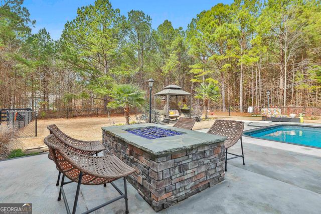 1907 Standing Rock Road, Senoia, GA 30276