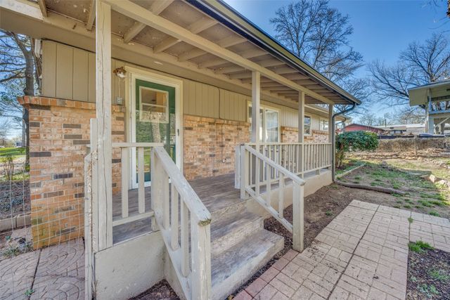 109 Churchill Lane, Pottsboro, TX 75076