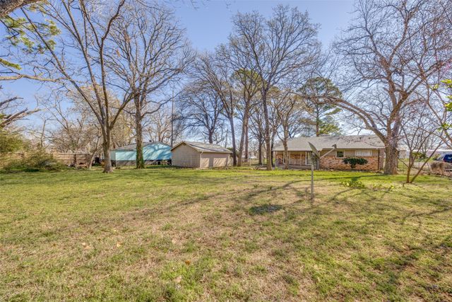 109 Churchill Lane, Pottsboro, TX 75076