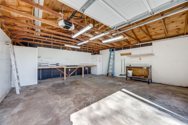 109 Churchill Lane, Pottsboro, TX 75076