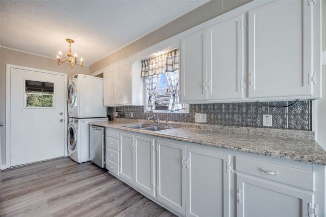 109 Churchill Lane, Pottsboro, TX 75076