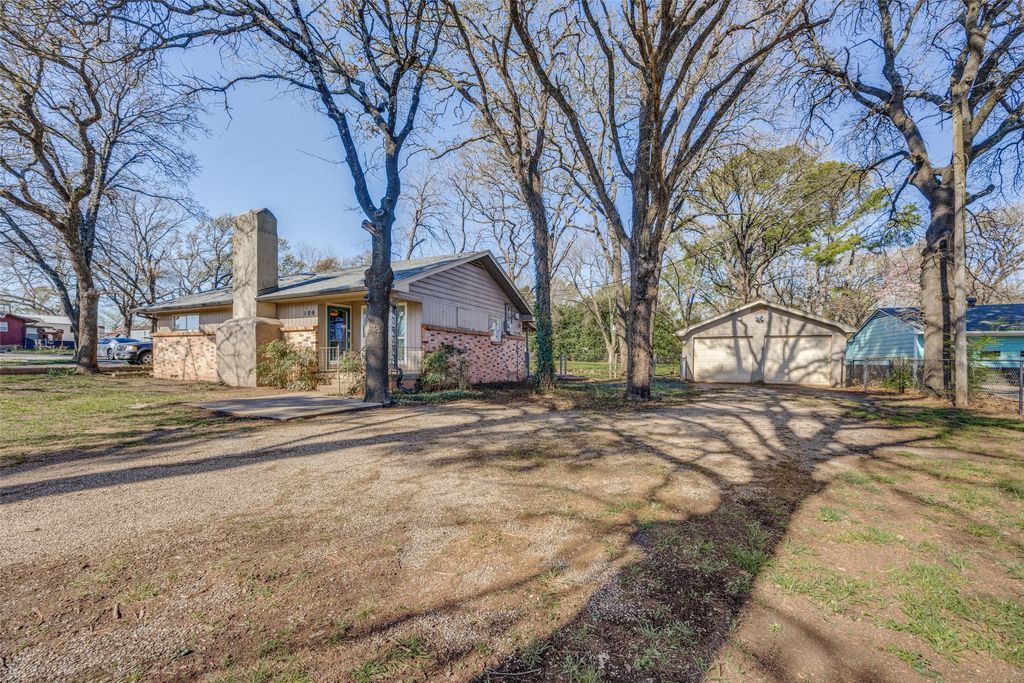 109 Churchill Lane, Pottsboro, TX 75076