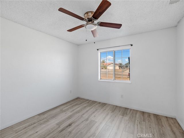 18063 Catalpa Street., Hesperia, CA 92345