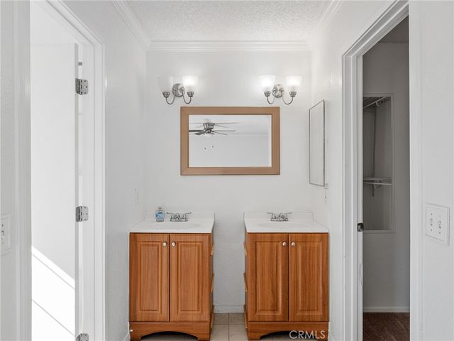 18063 Catalpa Street., Hesperia, CA 92345