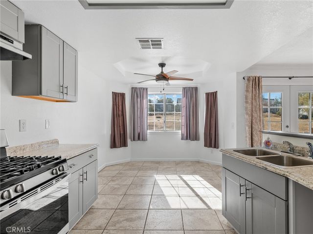 18063 Catalpa Street., Hesperia, CA 92345
