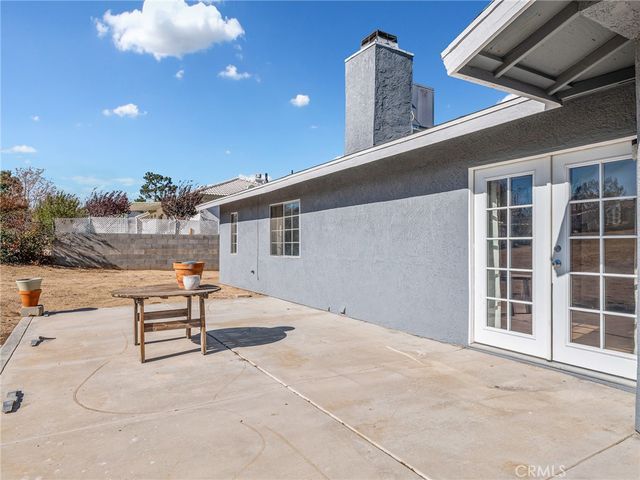 18063 Catalpa Street., Hesperia, CA 92345