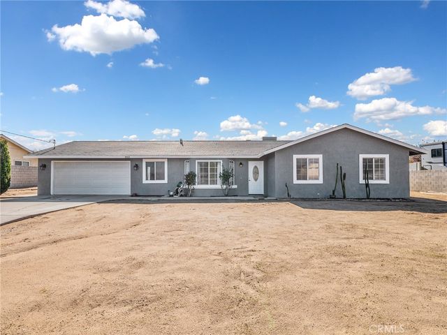 18063 Catalpa Street., Hesperia, CA 92345
