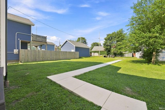 1220 Fairfield Avenue, Fort Wayne, IN 46802