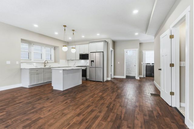 1220 Fairfield Avenue, Fort Wayne, IN 46802