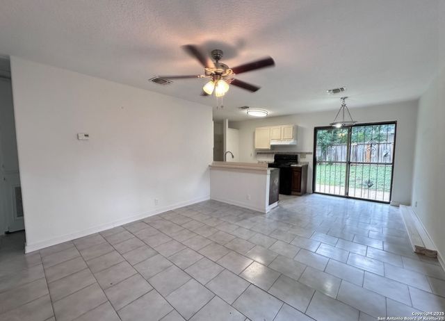 6909 Belforest, San Antonio, TX 78239