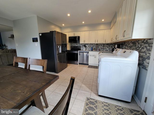 1090 NOTLEY CT, Pasadena, MD 21122
