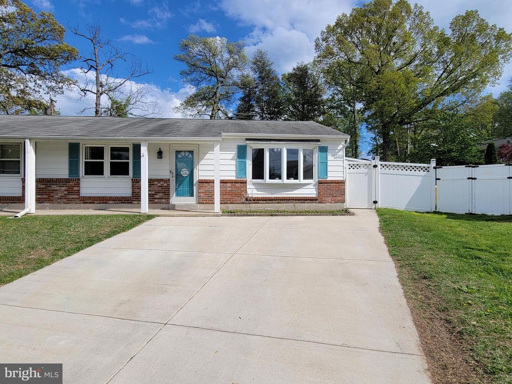 1090 NOTLEY CT, Pasadena, MD 21122