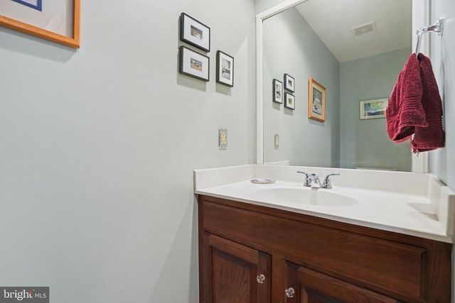 4086 DARIUS DR, Enola, PA 17025