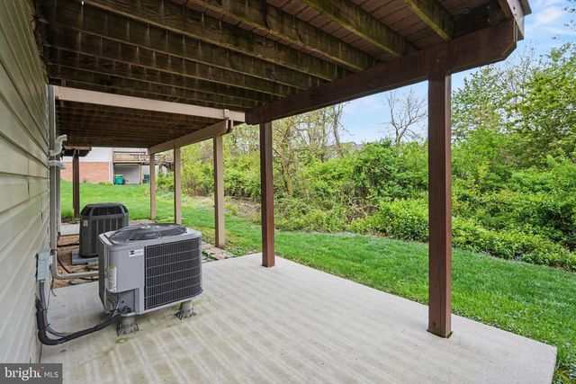 4086 DARIUS DR, Enola, PA 17025