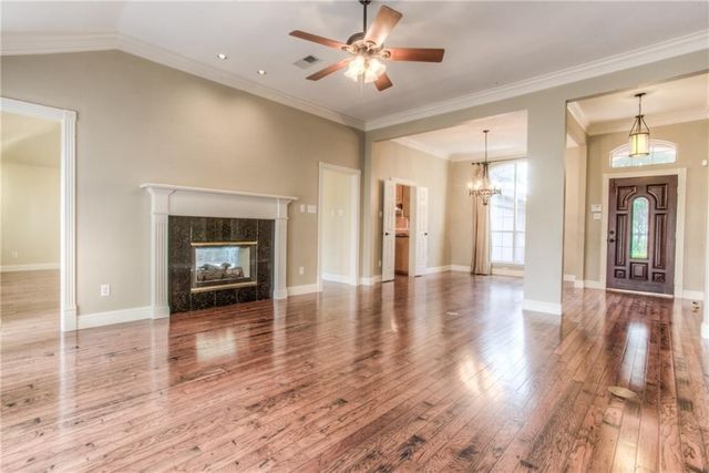 3200 Riverwood Drive, Fort Worth, TX 76116