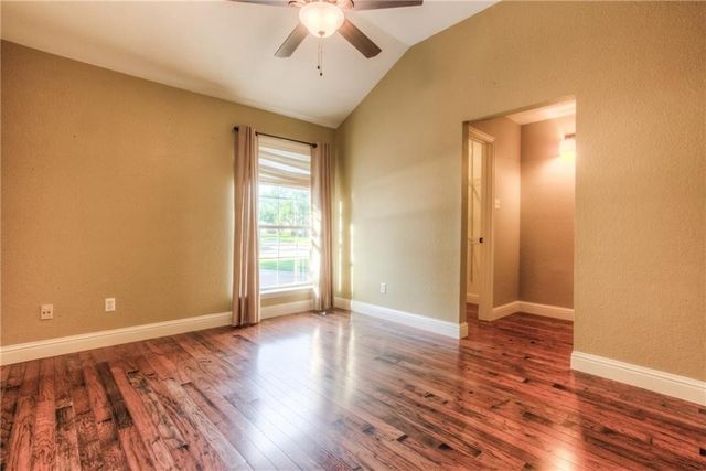 3200 Riverwood Drive, Fort Worth, TX 76116