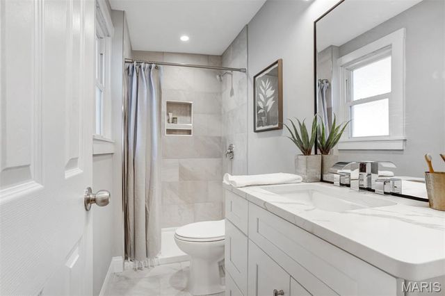 6953 Arthur Avenue, St Louis, MO 63139