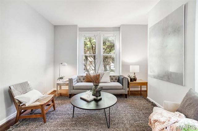 6953 Arthur Avenue, St Louis, MO 63139