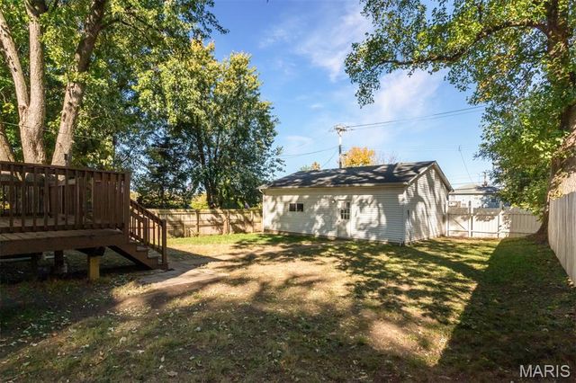 6953 Arthur Avenue, St Louis, MO 63139