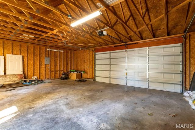 6953 Arthur Avenue, St Louis, MO 63139