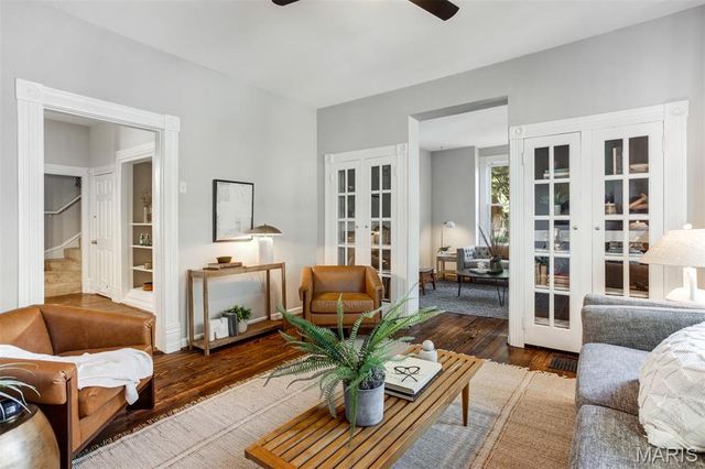 6953 Arthur Avenue, St Louis, MO 63139