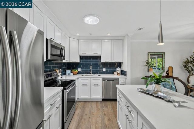 1217 Leisure Ln 5, Walnut Creek, CA 94595