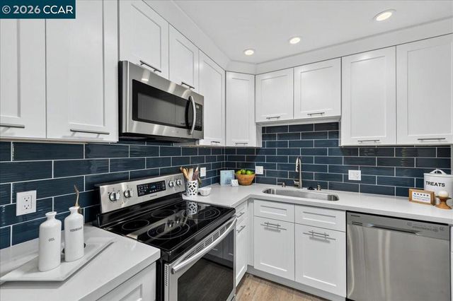 1217 Leisure Ln 5, Walnut Creek, CA 94595